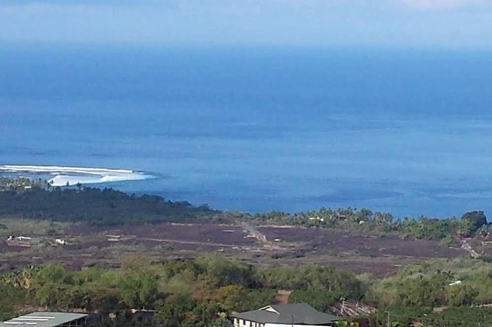 Kona Palace In Captain Cook Hotel Exterior photo